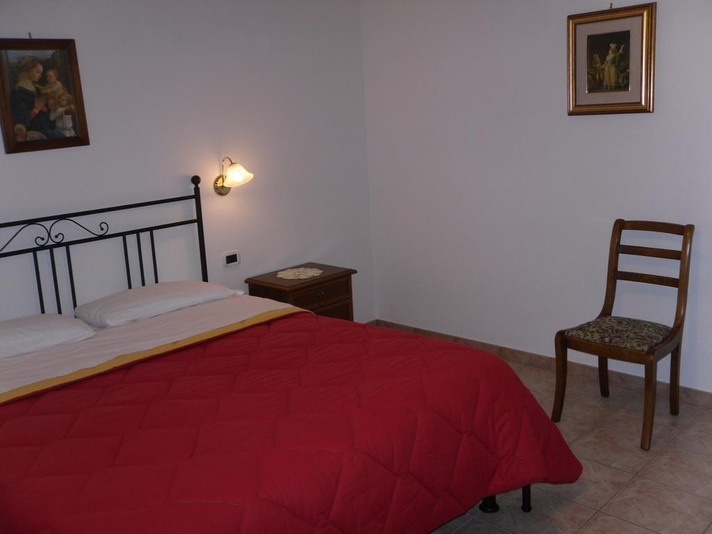 Agriturismo Il Giardino Saturnia Szoba fotó